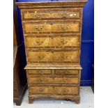 Late 17th/early 18th cent. Queen Anne walnut chest on chest of delicate proportions, with