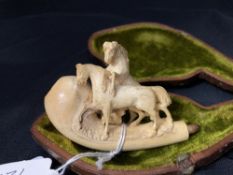 Smoking Requisites: 19th cent. Meerschaum pipe body decorated with carved fighting horses, no