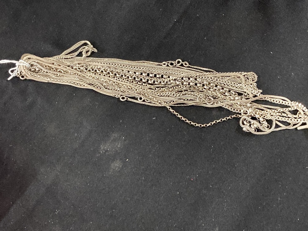 White Metal Jewellery: Thirteen necklets and two bracelets all test as silver, all stamped 925.