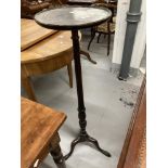 20th cent. Mahogany torchere with reeded column supports. Diameter 12ins.
