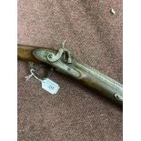 Antique Firearms: Percussion single barrel shotgun, muzzle loading, engraved Ironwork, plate