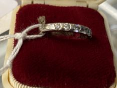 Diamond ring half hoop six brilliant cut stones, estimated 0·45ct. set white gold stamped 750