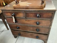 Early 19th cent. Mahogany chest of drawers, two over three, beaded decoration.