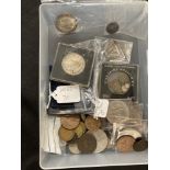 Numismatics: Elizabeth II, Charles & Diana, and anniversary 5/- crown (9) 50 years £5, George VI