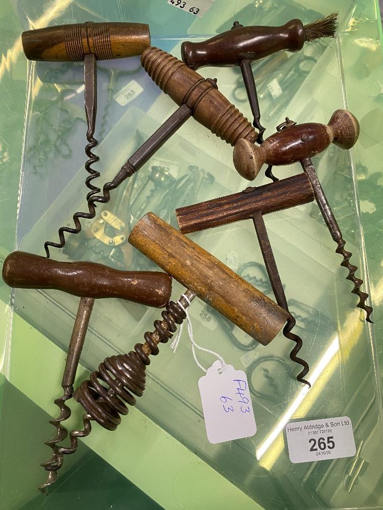 Wine Collectables/Corkscrews: Late 19th and early 20th cent. Straight pull wooden handled