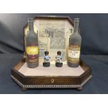 WHITE STAR LINE: Mixed lot of Titanic related memorabilia including gollies, Titanic wine bottles,
