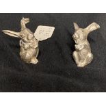 Hallmarked Silver: Novelty miniatures, March hares, a pair. Edward Evans London marks. Height 1¼ins.