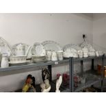 20th cent. Ceramics: Japanese Noritake 'Sovereign' eight place dinner service. Seventy pieces in