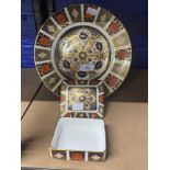 20th cent. Ceramics: Royal Crown Derby Imari plate No. 1128 XL111, Dia. 10½ins. Trinket box 1128
