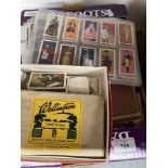 Tea & Trade Cards: Large collection of complete albums, plastic pockets and loose cards, including