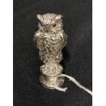 Hallmarked Silver: Novelty owl desk seal with inset garnet eyes, London mark Edward Evans. Height