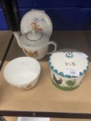 20th cent. Gladstone China crested ware teapot on stand and sugar bowl decorated with the Welsh