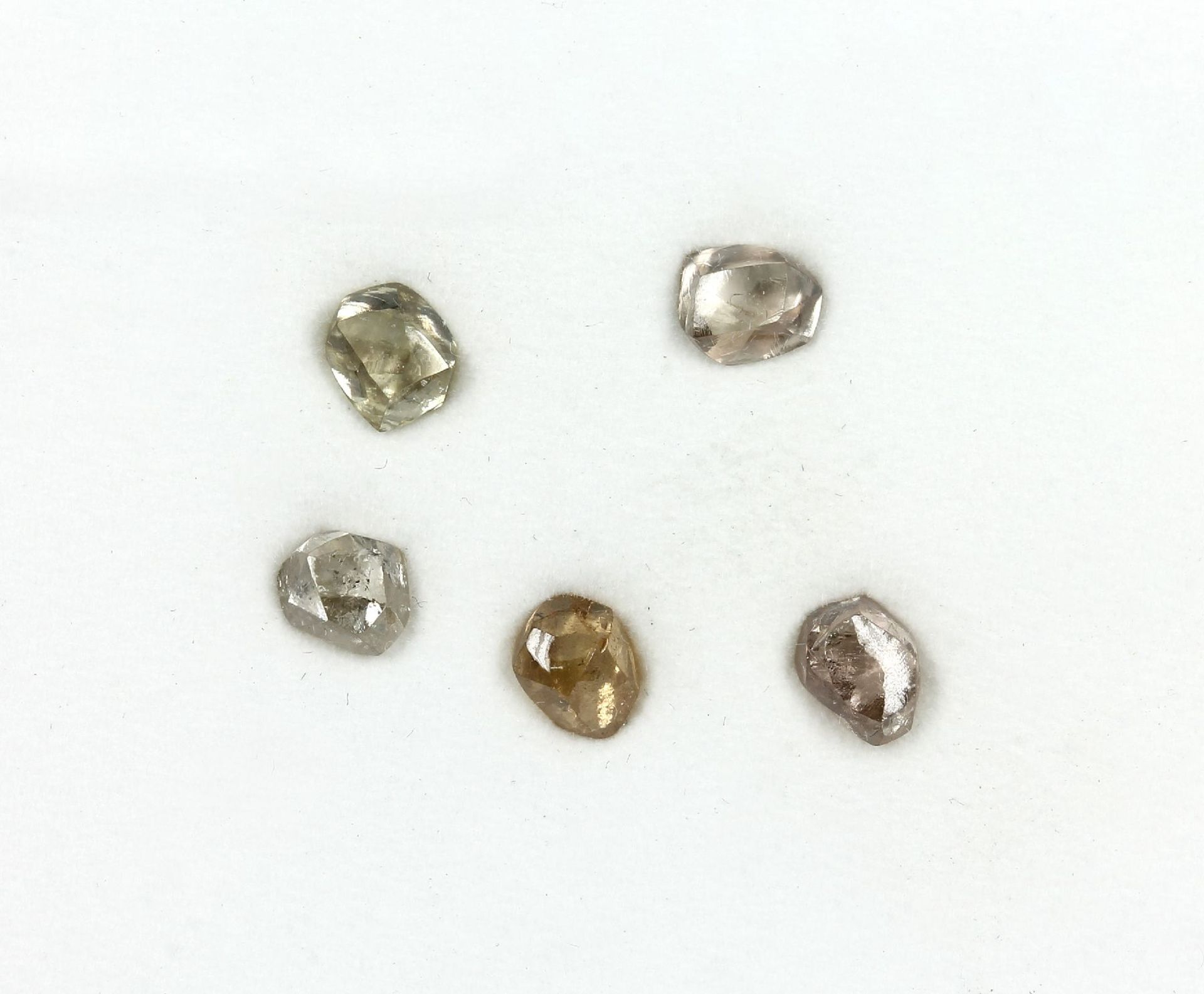 Lot loose rough diamonds , 5 rough diamonds total approx. 5.12 ct