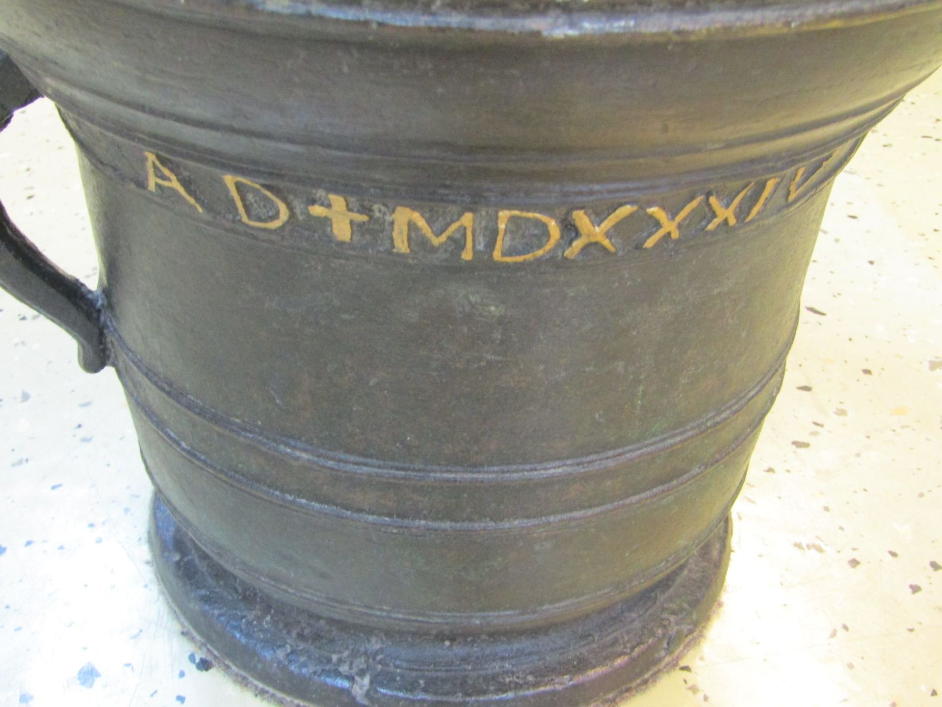 Large Mortar, Italy, 1534, bell bronce, dated AD MDXXXIV (1534), with monogram A, two handles, - Bild 4 aus 6