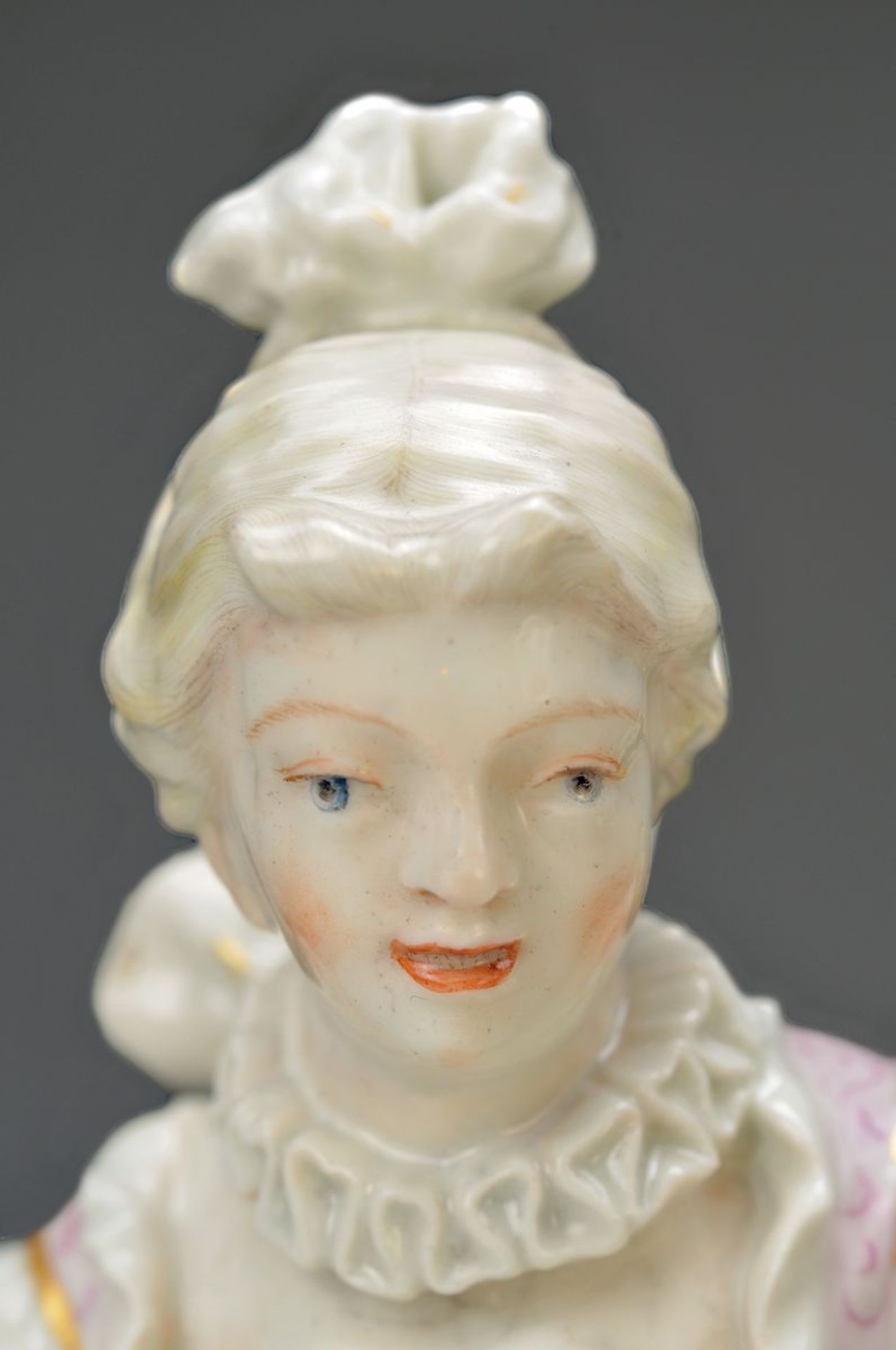 rare porcelain group, Frankenthal, 1755/56, design by Wilhelm Lanz, allegory on the Music/music - Image 4 of 4