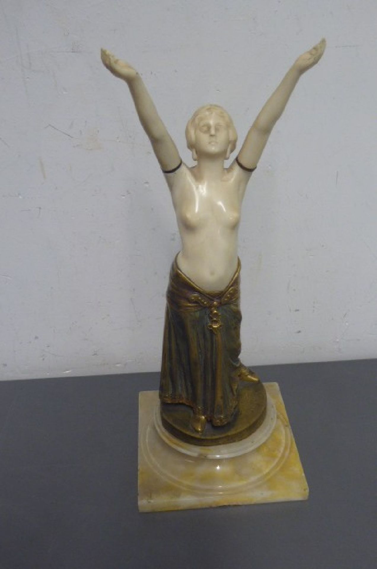 Charles Arthur Müller, born in 1868, ivory sculpture, female nude on hard stone pedestal standing, - Bild 2 aus 10