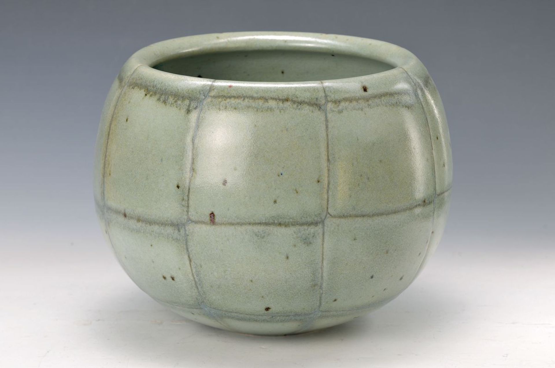 vase, Gotlind and Gerals Weigel, 1960s, open ball shape, seladon green and grey glaze, signed at the