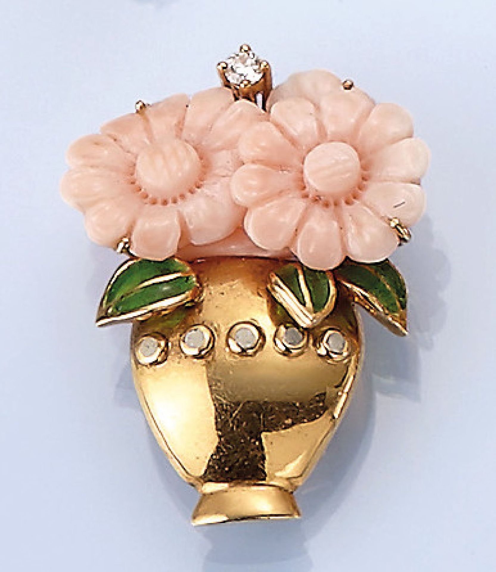 18 kt gold brooch with angel skin coral, enamel and brilliant , YG 750/000, "flowerbasket",