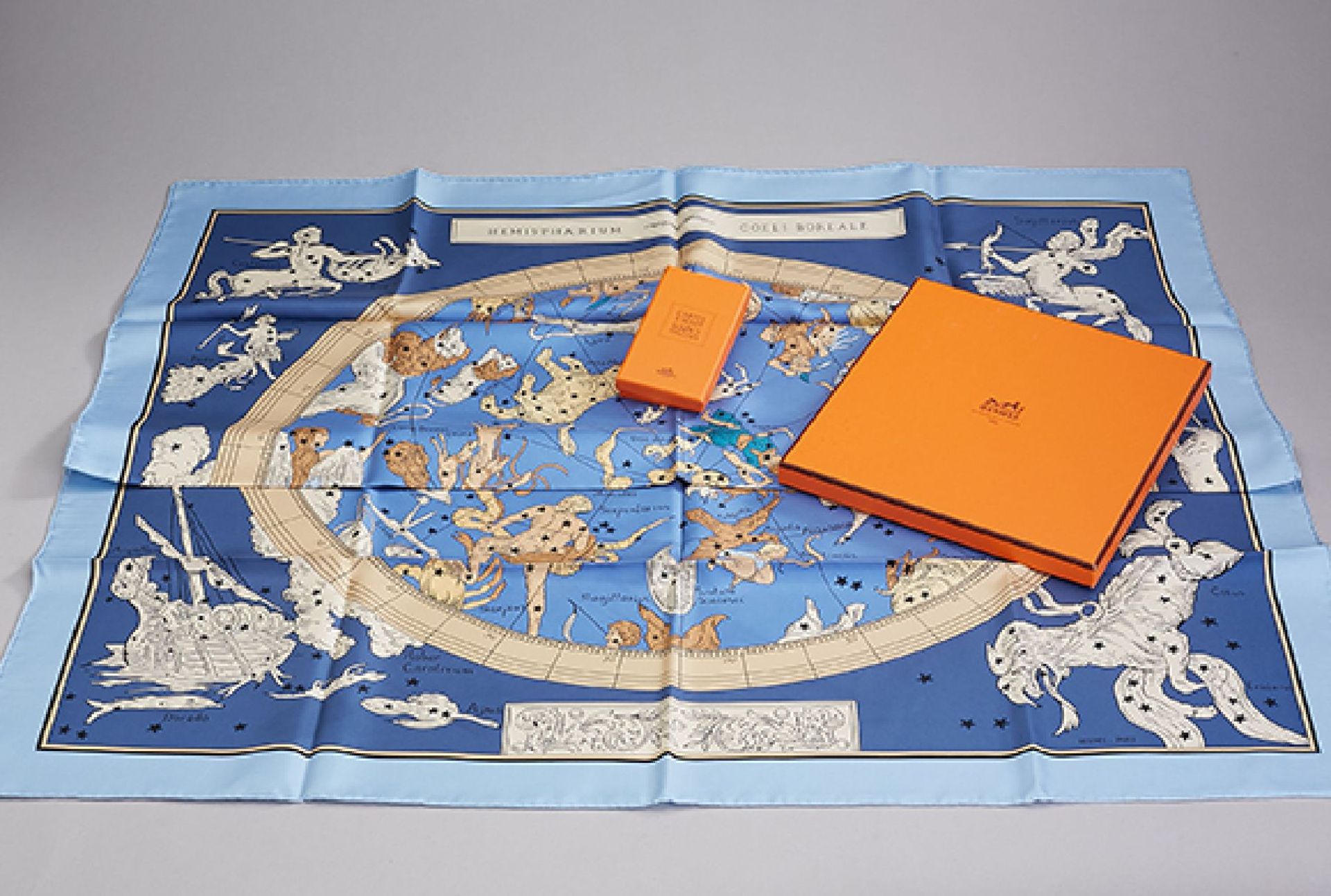 HERMES CARREE, 100 % silk, Made in France , "Hemisphaerium Coeli Boreale", blue faced, edge