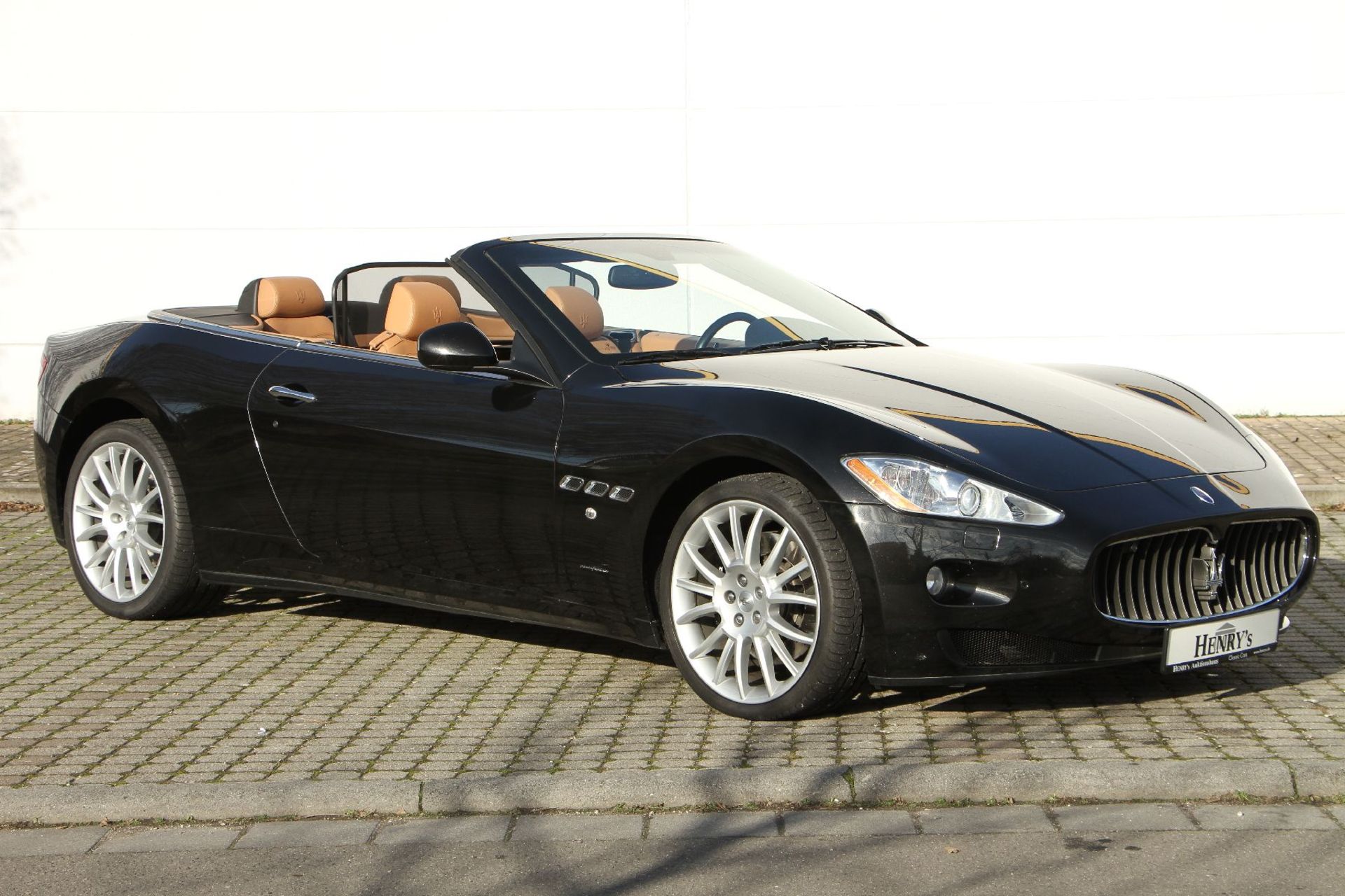 Maserati Grand Cabrio, Chassis Number: ZAMKM45B000052657, first registered 04/2010, two owners, - Bild 7 aus 15