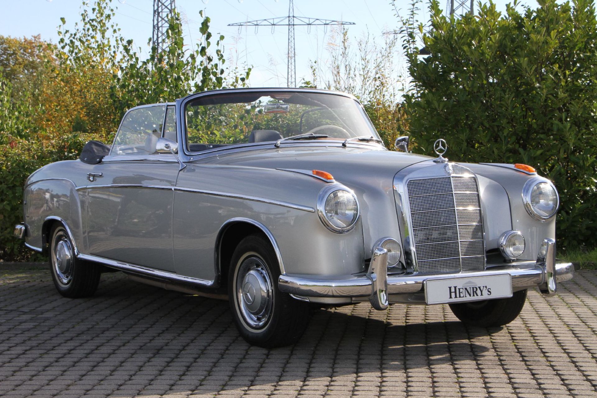 Mercedes-Benz 220 S Ponton Cabriolet, Chassis Number: 180030N7516033, first registered 11/1961, - Bild 2 aus 13