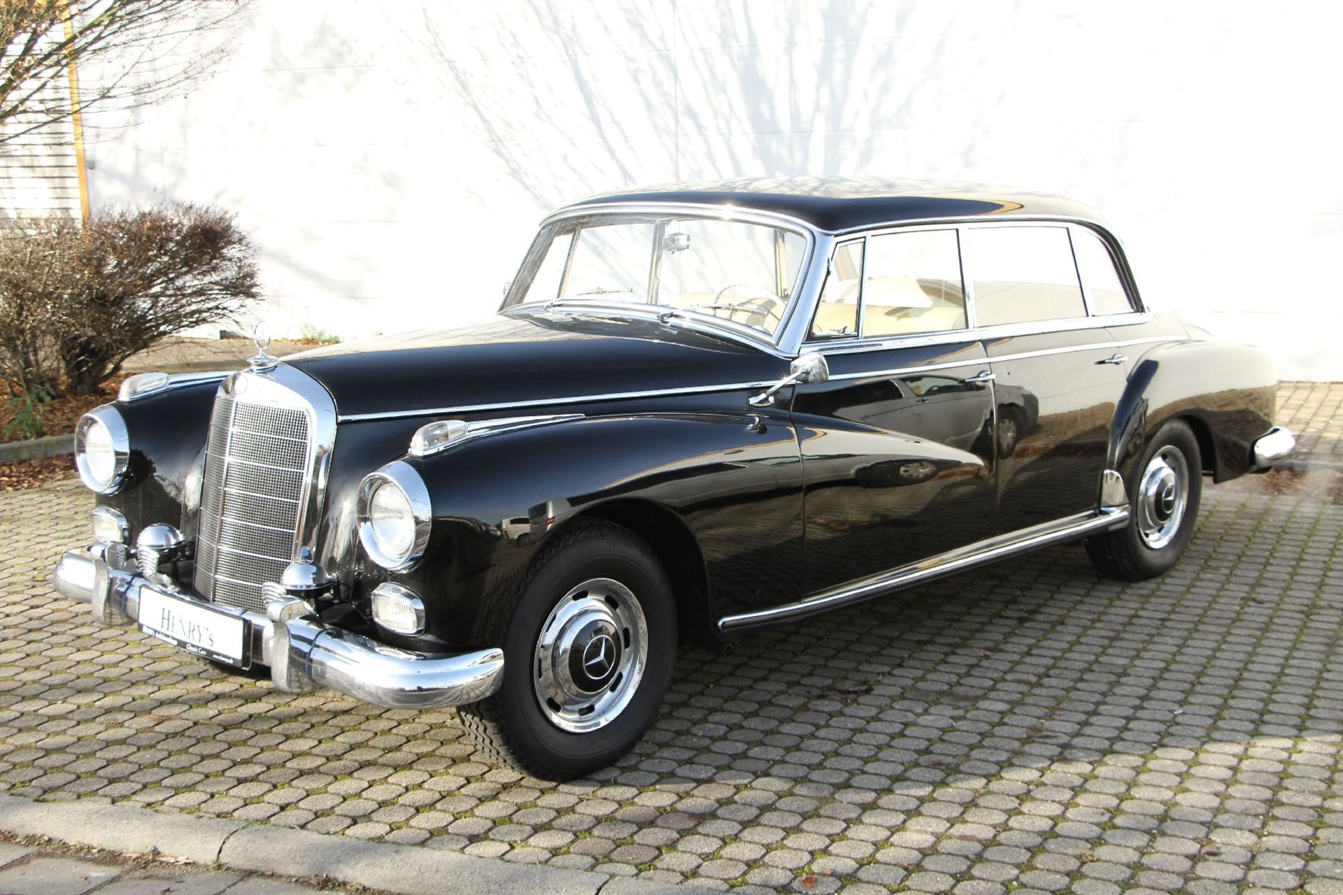 Mercedes-Benz 300d Adenauer, Chassis Number: 8500228, first registered 07/1958, two owners within - Bild 3 aus 16