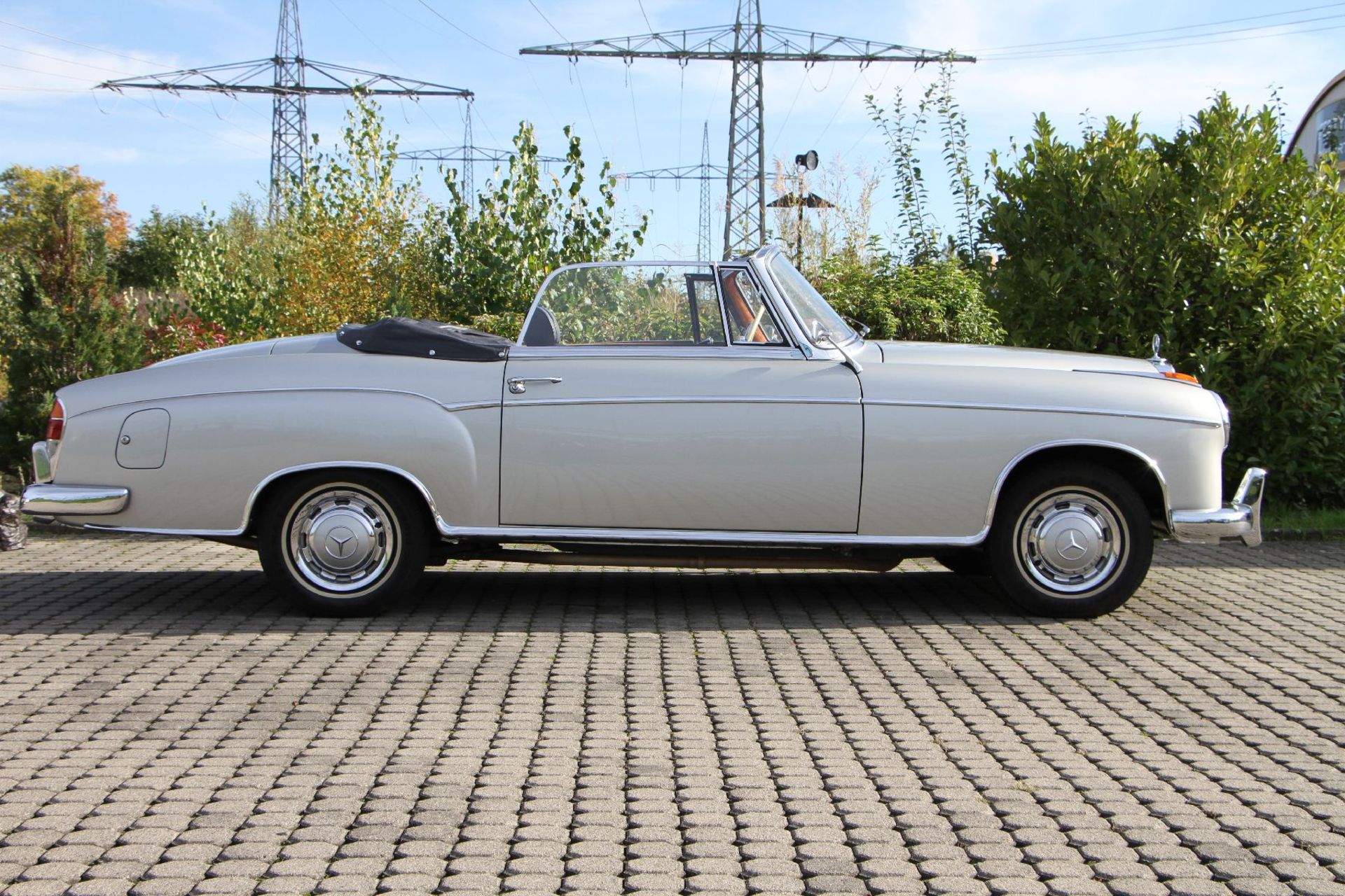 Mercedes-Benz 220 S Ponton Cabriolet, Chassis Number: 180030N7516033, first registered 11/1961, - Bild 4 aus 13