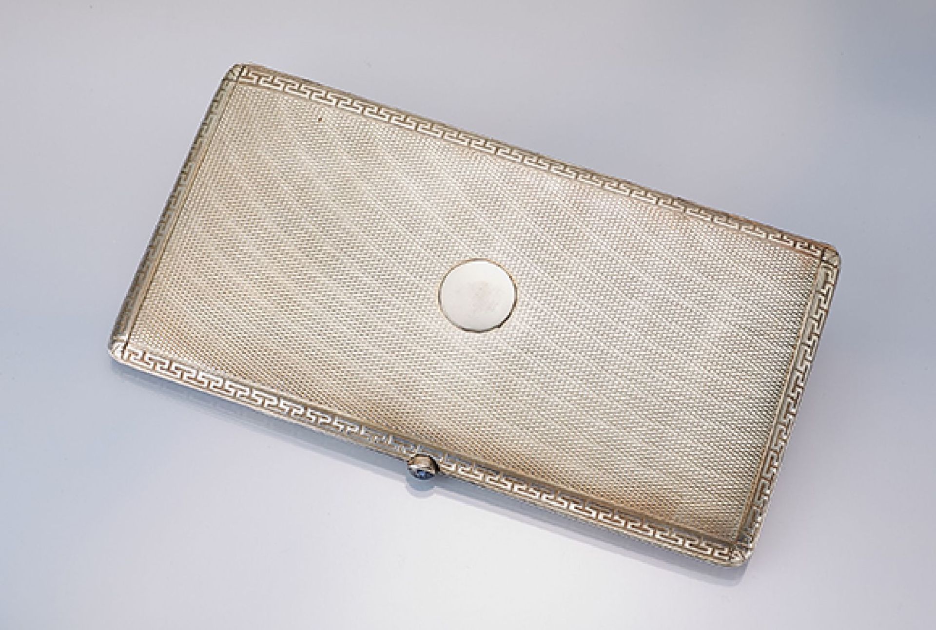 Big cigarette case, approx. 1920s , silver 900, on both sides needle etching, edge with meander