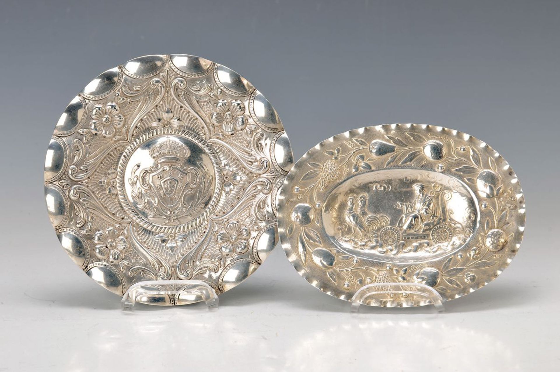 two small historism plates, silver, 1x Neresheim after Augsburg antetype, pure handicraft, 16 x 12