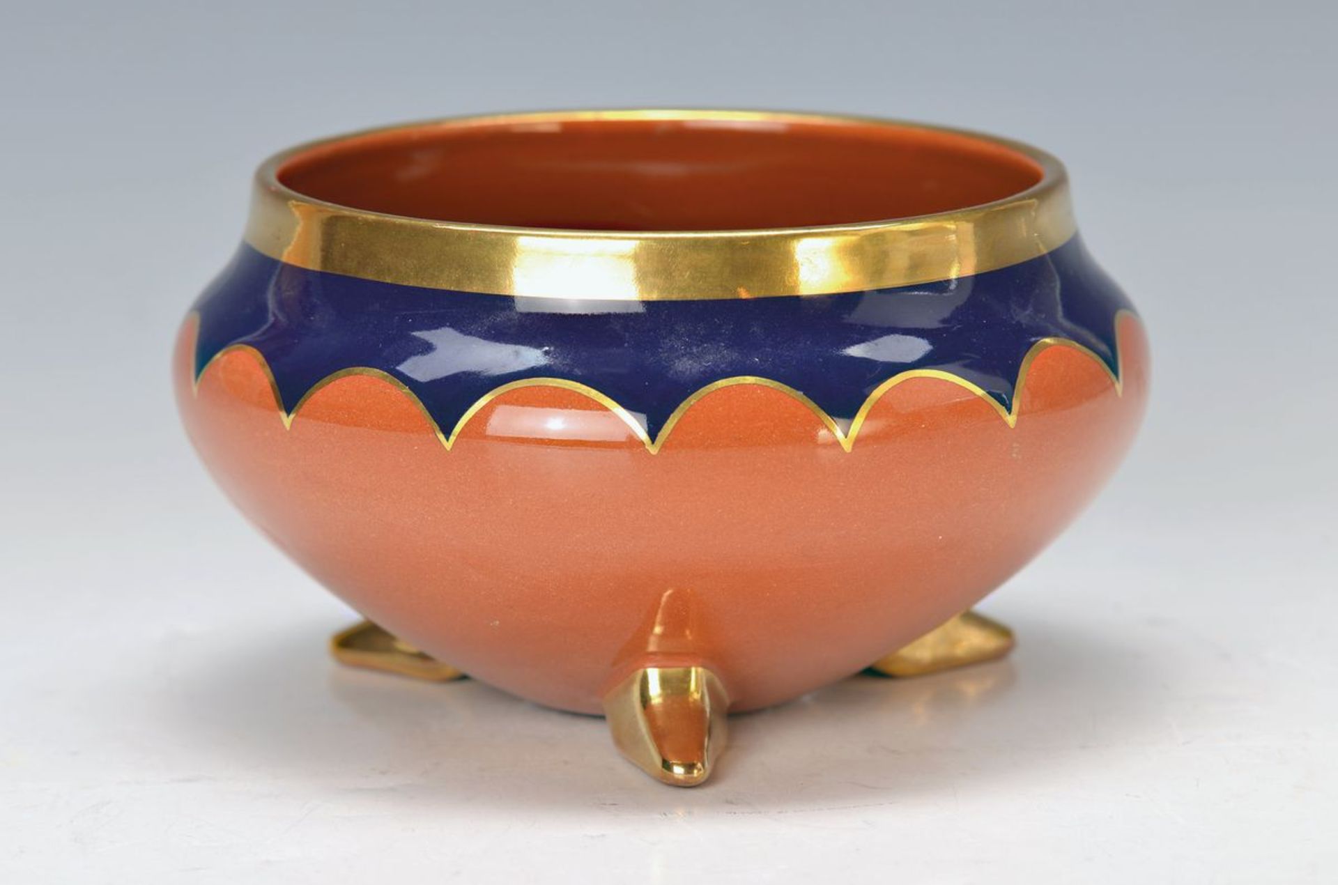 foot bowl, Royal majolica and Terracotta- Werkstätten Cadinen, around 1928, marked 507 brg, with