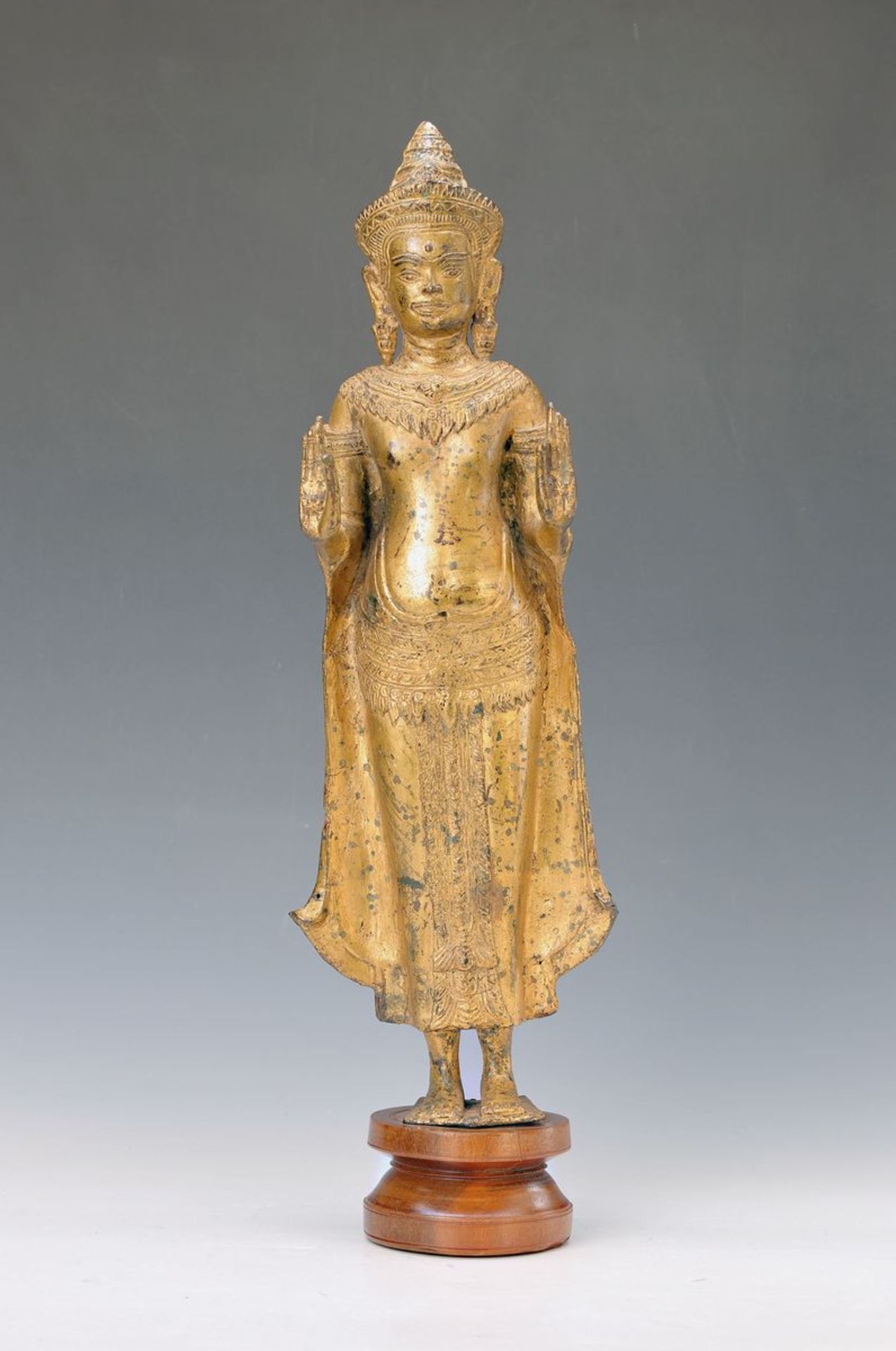 Standing Buddha, Thailand, around 1850, Bronzegilt, opulent embossed, H. approx. 47cm