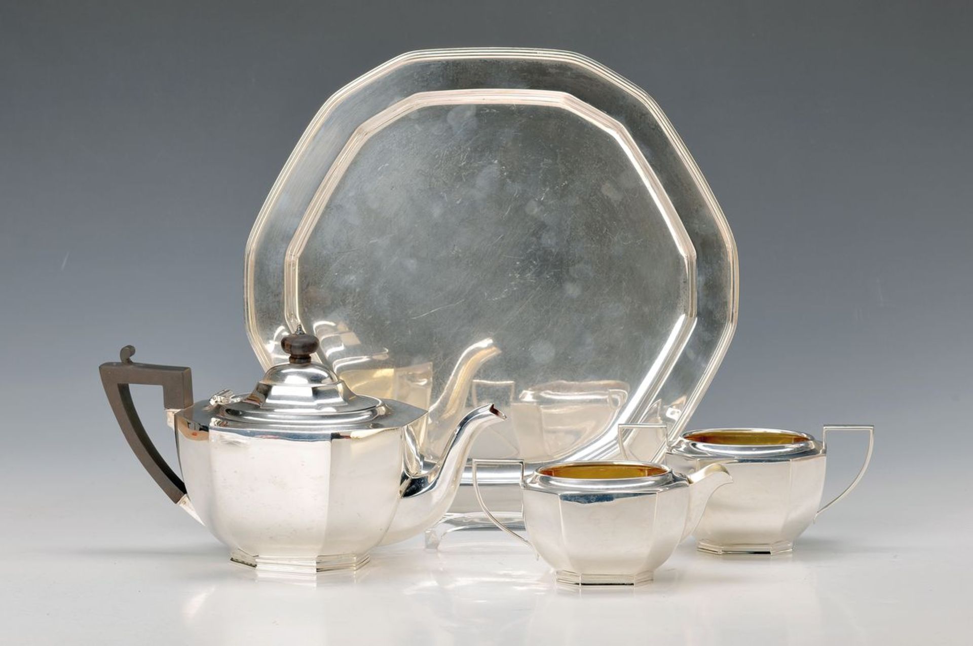 Tiffany tray with Tea set Birks, USA Mid 20th c., Sterling silver in Victorian style, 1x hexagonal