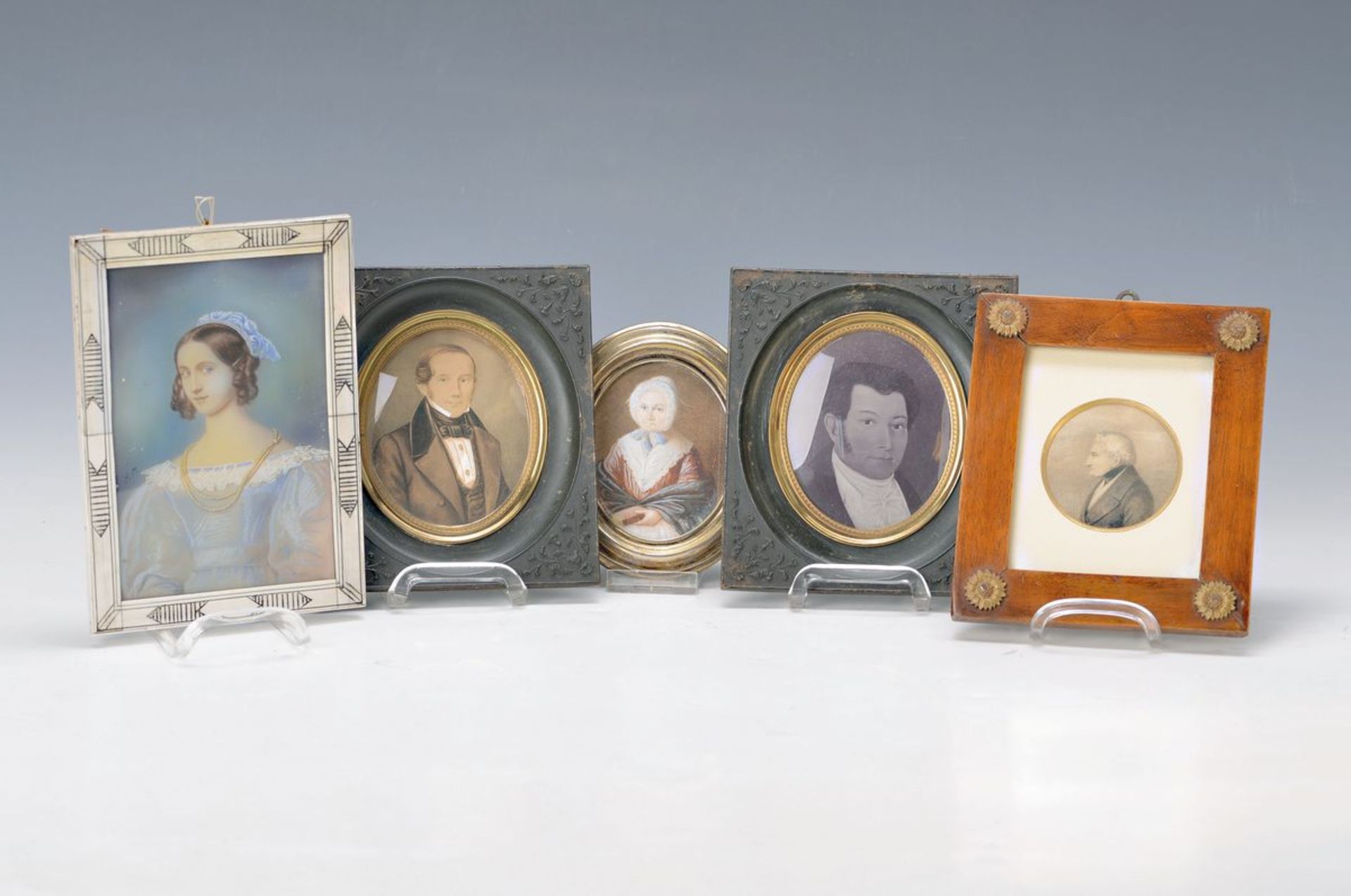 Four miniatures, German, 19th c. and beginning20th c., portrait of a gentleman, painting in fine