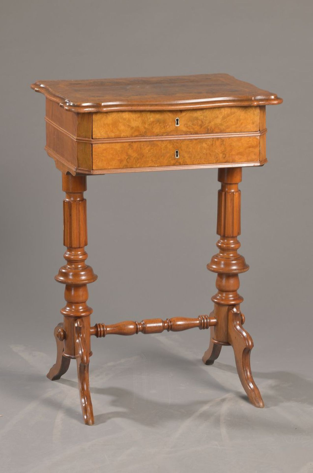 sewing table, German, around 1880, root nut veneer, partly walnut massive, selected root veneer on