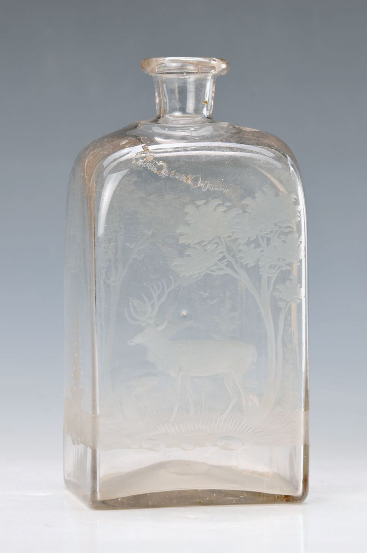 large bottle, Thuringia, around 1770, colorless glass, two-sided cut hunting décor, one page with