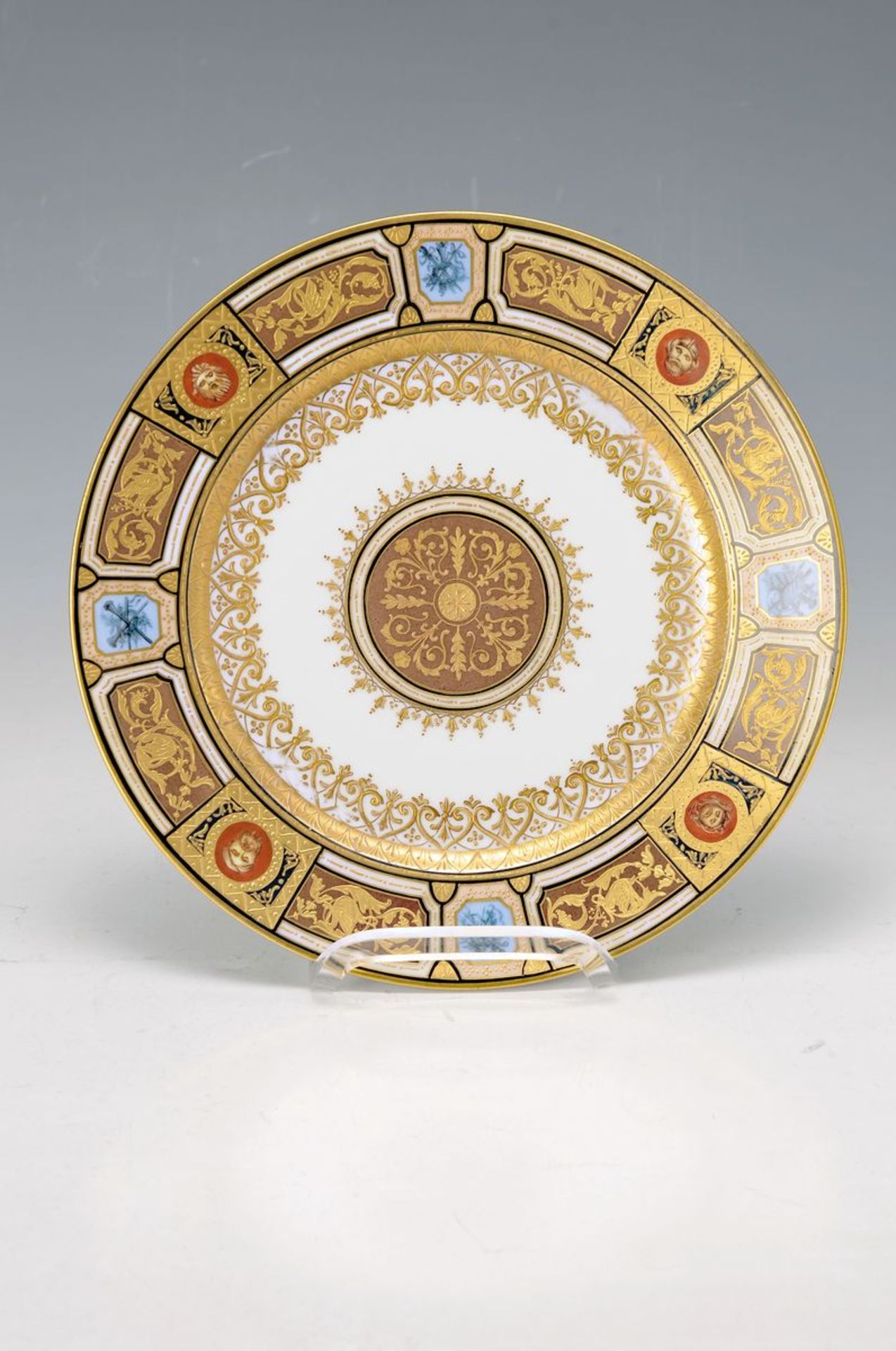 pompous plate, after Vienna model, around 1900, opulent painted with circumferential decor in