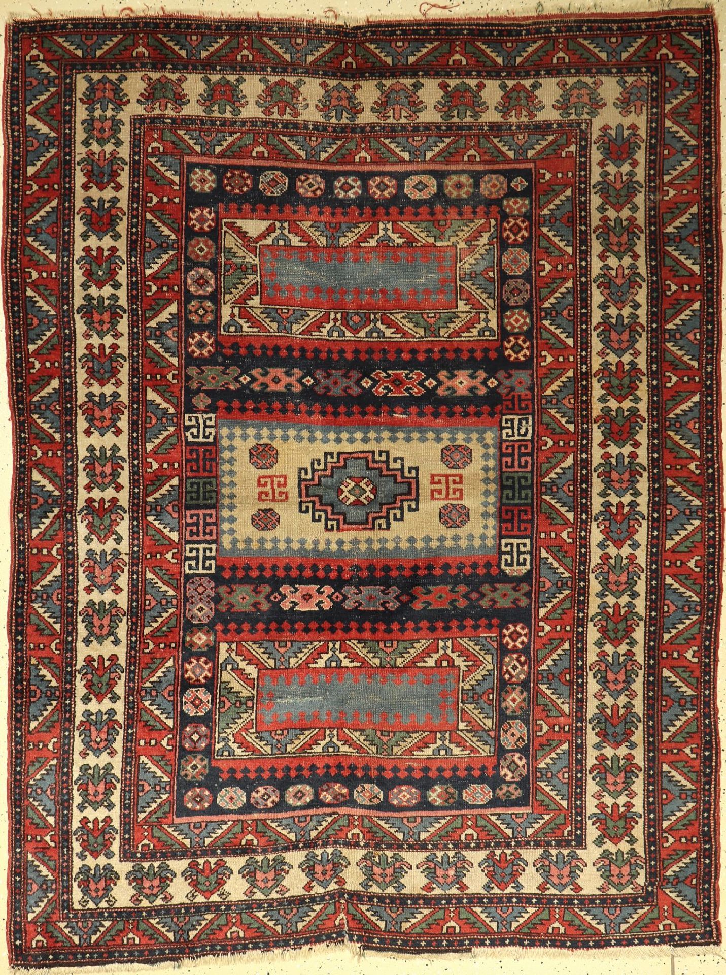 Dorfteppich, Türkei, um 1950, Wolle auf Wolle, ca. 221 x 168 cm, EHZ: 4