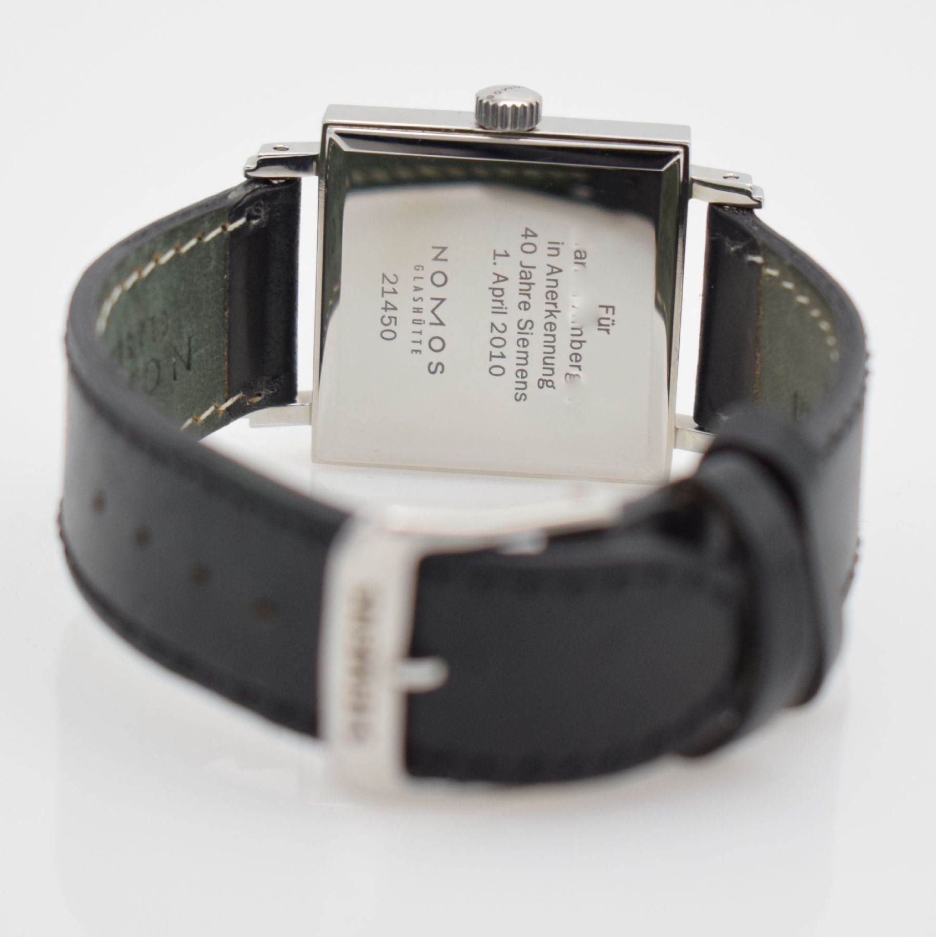 NOMOS Tetra Siemens wristwatch in stainless steel, with dedication engraving, Germany sold in - Bild 5 aus 7