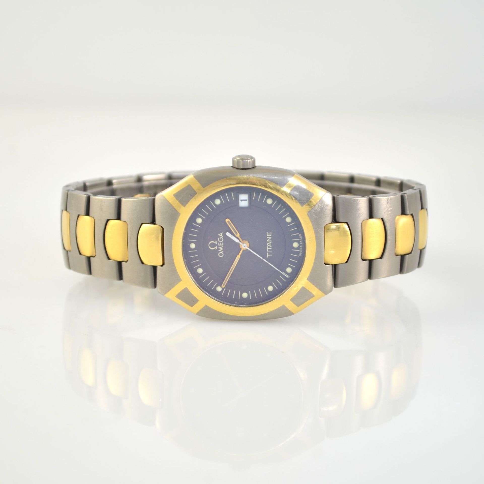 OMEGA gents wristwatch model Seamaster Switzerland around 1985, quartz, gold-inlayed titanium case