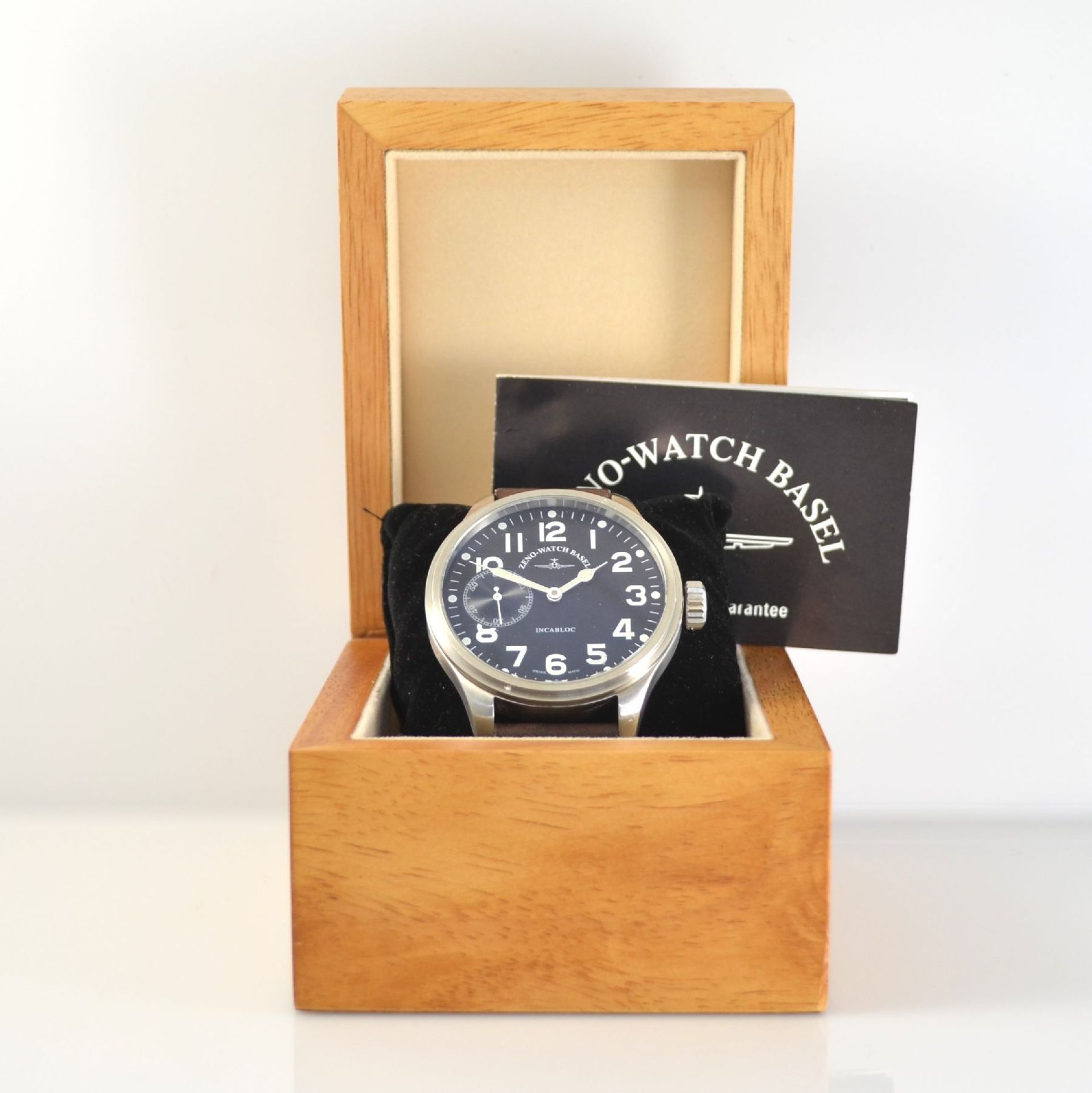 ZENO-WATCH BASEL Pilot big gents wristwatch, Switzerland sold in May 2006 according to warranty - Bild 7 aus 7