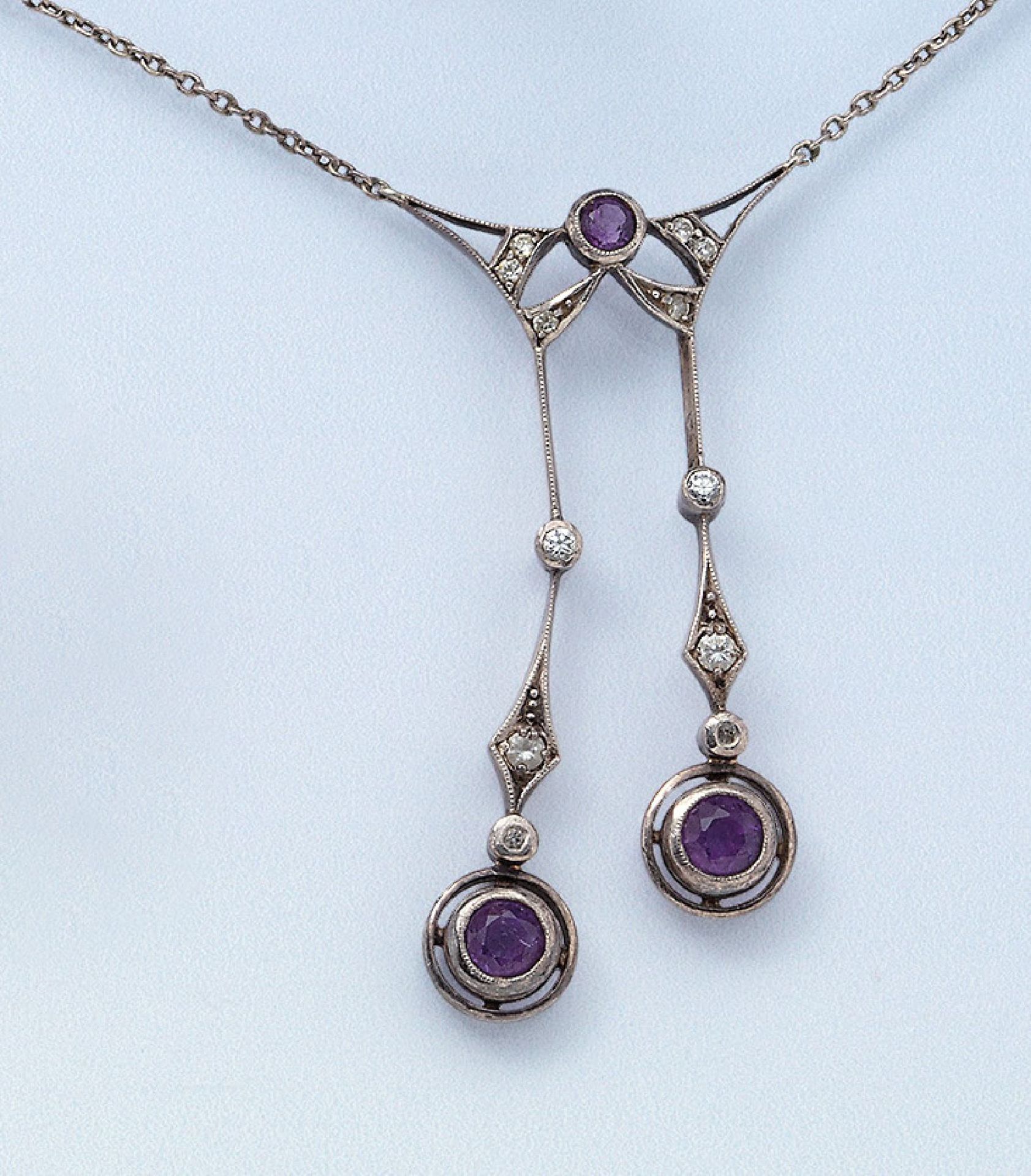 Art Nouveau necklace with amethyst and diamonds , YG 585/000 and silver 750, probably
