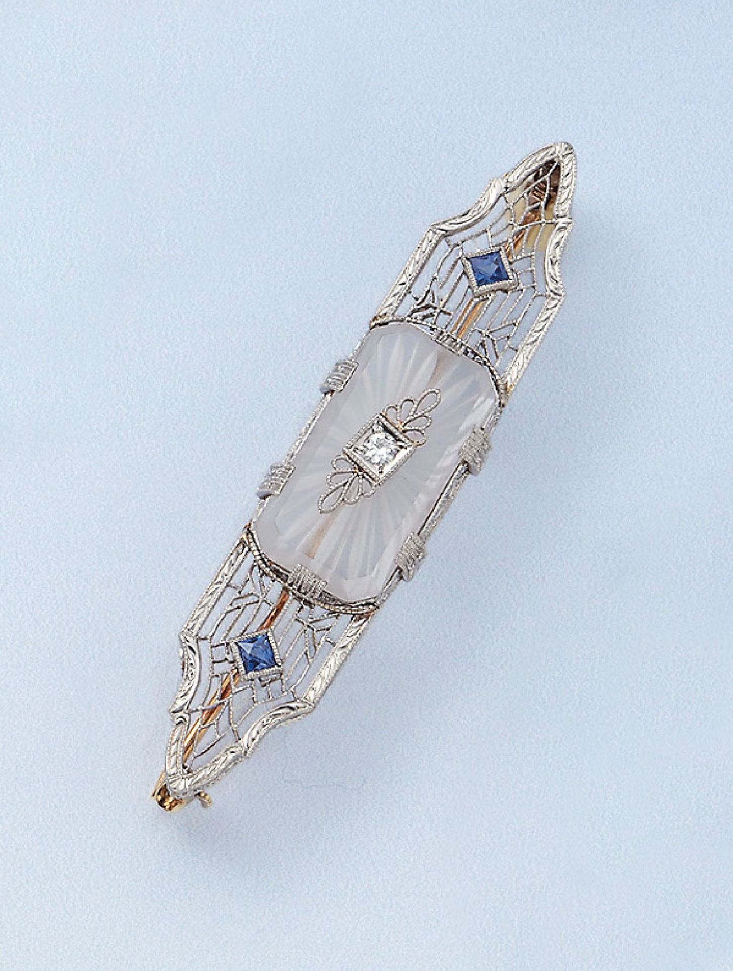 14 kt gold Art-Deco brooch with rock crystal, sapphires and diamonds , YG/WG 585/000, centered