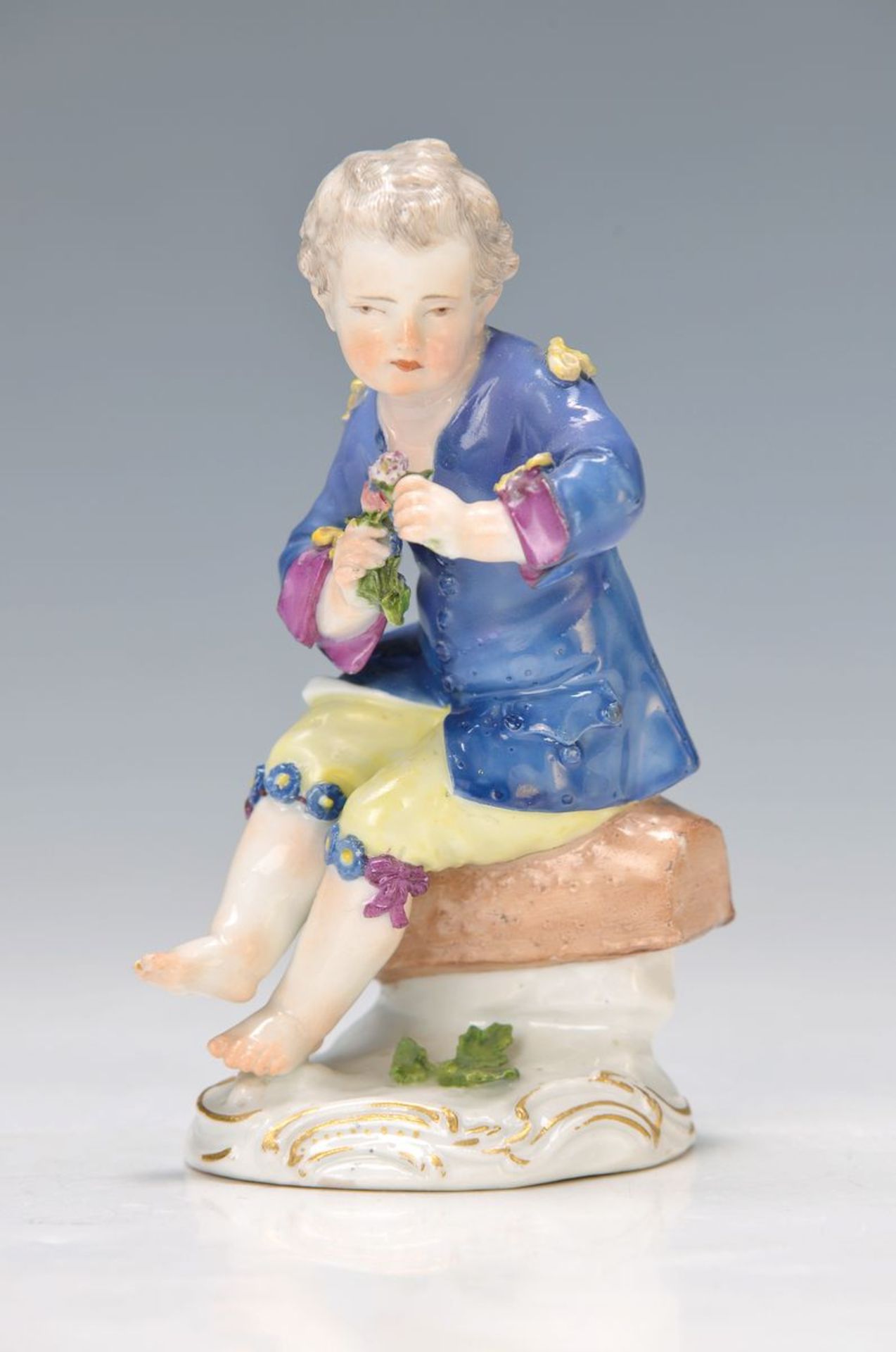 figurine, Meissen, point time, around 1763-73,gardener boy with flowers, colorful painting, rococo