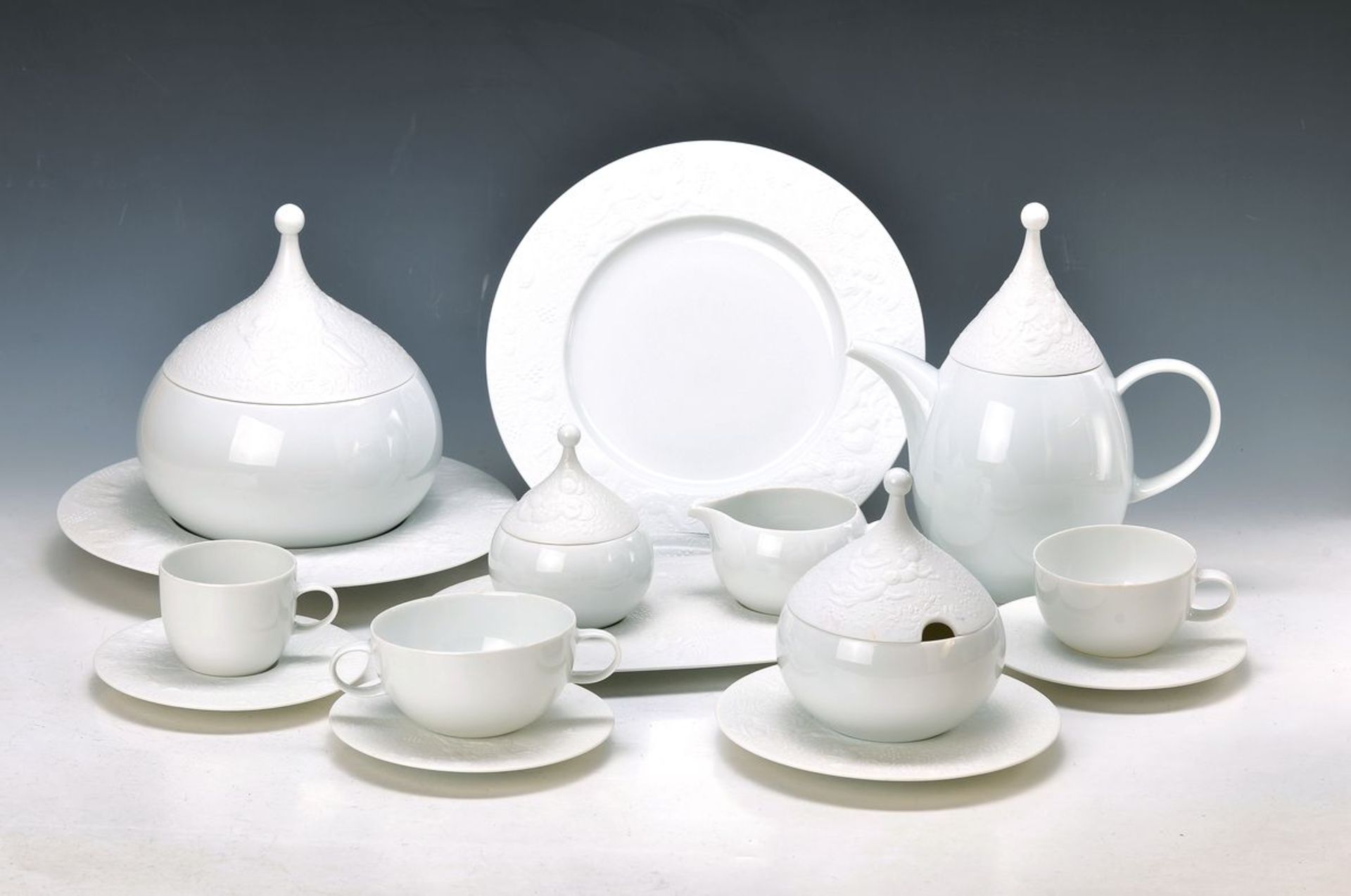 coffee-, tea- and Dinner set, Rosenthal, ModelThe Magic Flute in white, designed by Björn