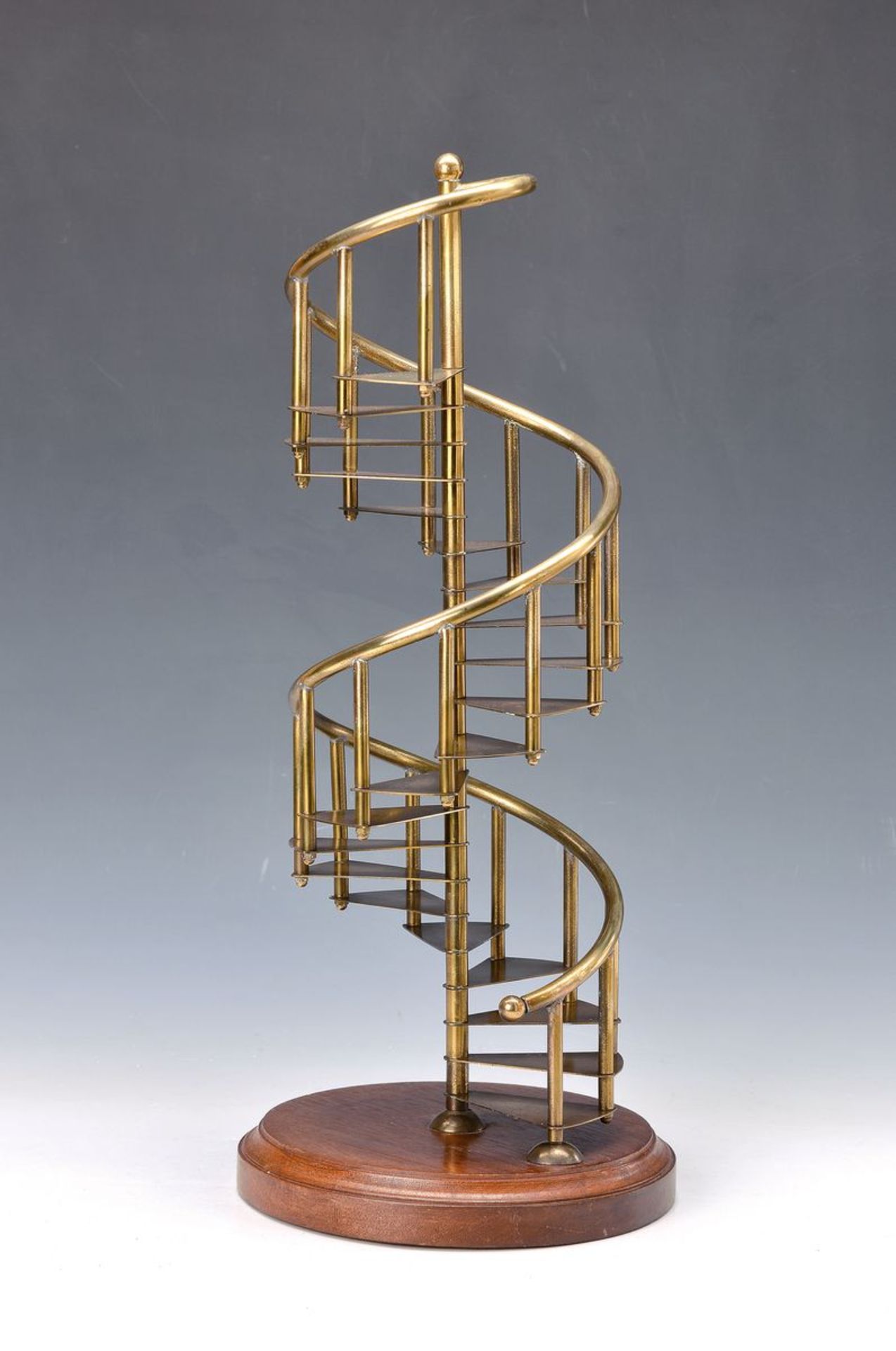 Model of a spiral stair, England, around 1920,pedestal mahogany, brass, H. approx. 55cm, D.