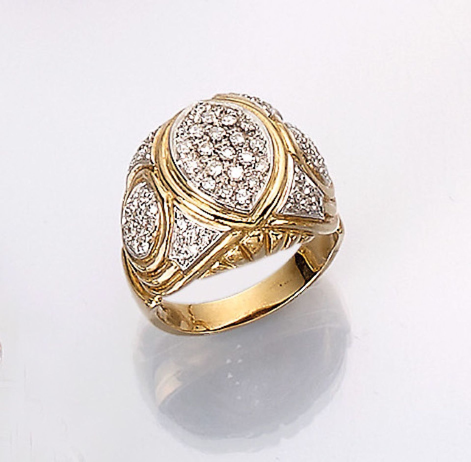 18 kt gold ring with diamonds , YG/WG 750/000, 8/8-diamonds total approx. 0.40 ct Wesselton/si,