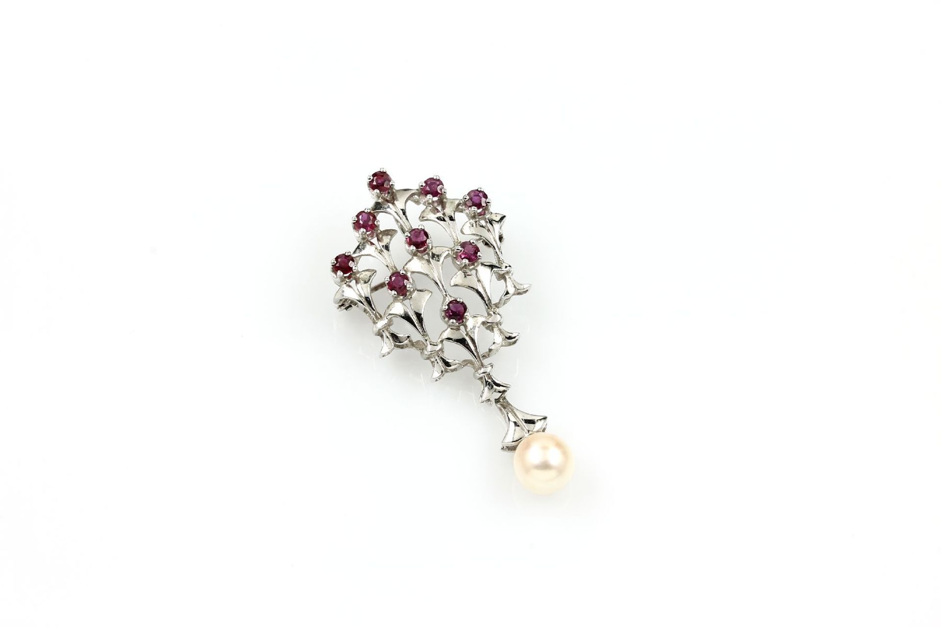 14 kt gold pendant/brooch with rubies and cultured akoya pearl , WG 585/000, with 9 round bevelled