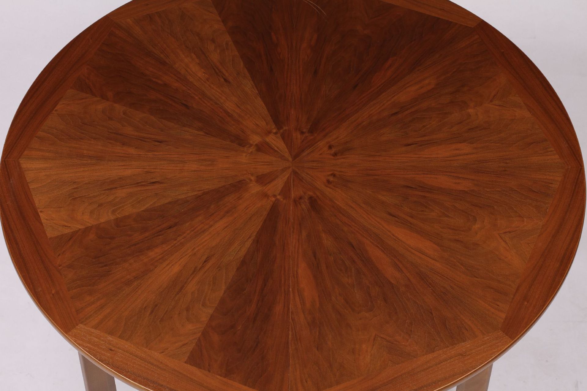 Round extending table with 6 chairs, in the style of the French Art Deco from 1930/35, solid beech - Bild 2 aus 7