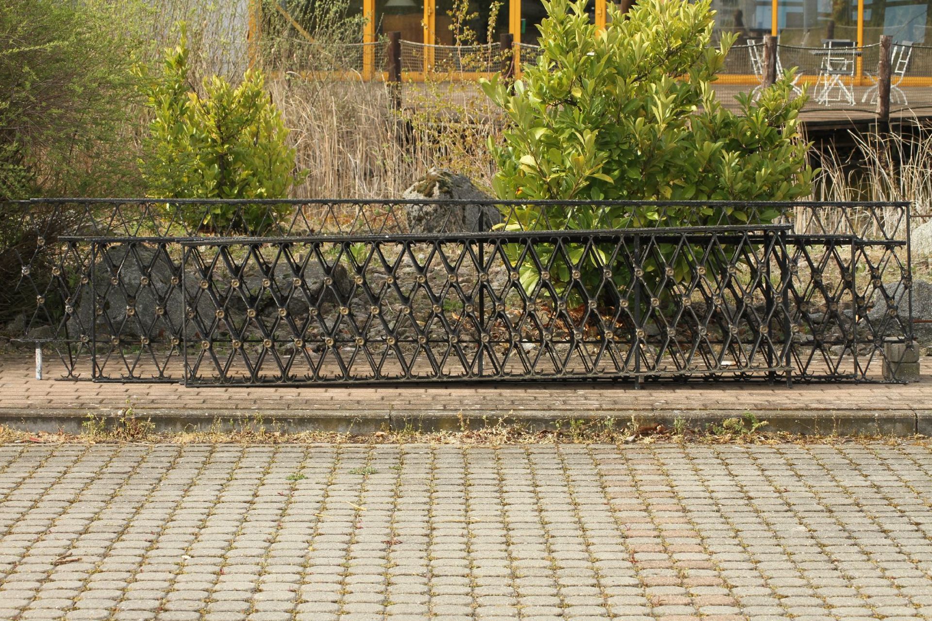 6 Fence Elements with Swing Gate and Entrance Door, iron and wrought iron, rosette decorations - Bild 2 aus 10