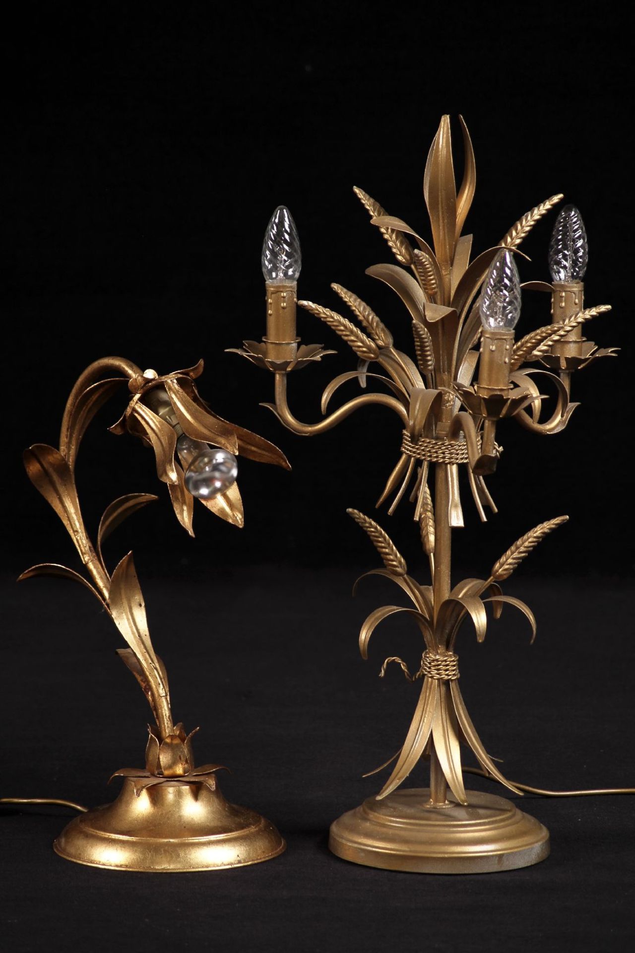 Lamp, metal, gold color, in the shape of a flower, 1 burning point, lamp base E14, functional,